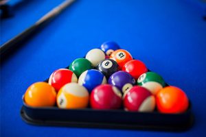 ایت بال , 8ball , بیلیارد , پاکت بیلیارد